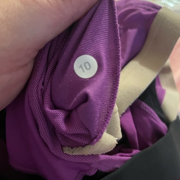 Lululemon Purple Black Push Ur Limits Tank Top Criss Cross Straps Size 10 - Picture 3 of 6